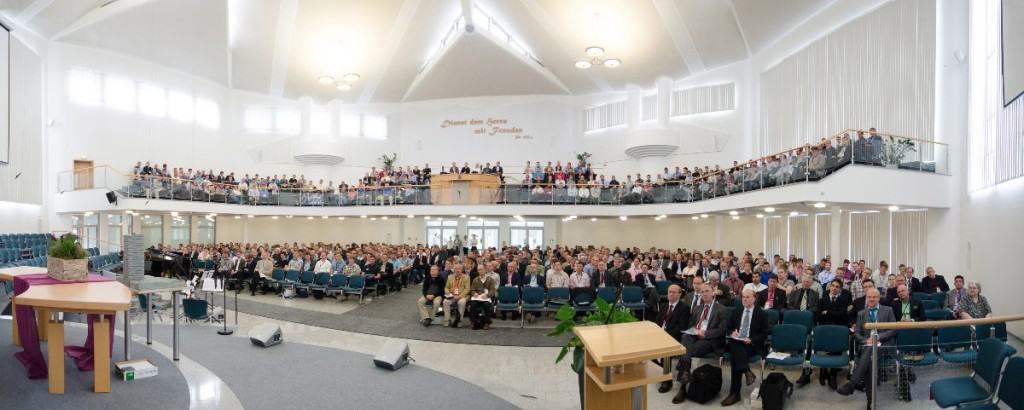 Predigerkonferenz - Der Saal von vorne
